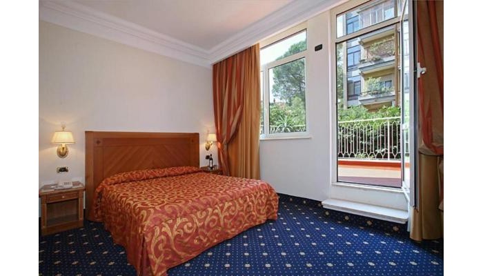 Pinewood Hotel Rome poza 7