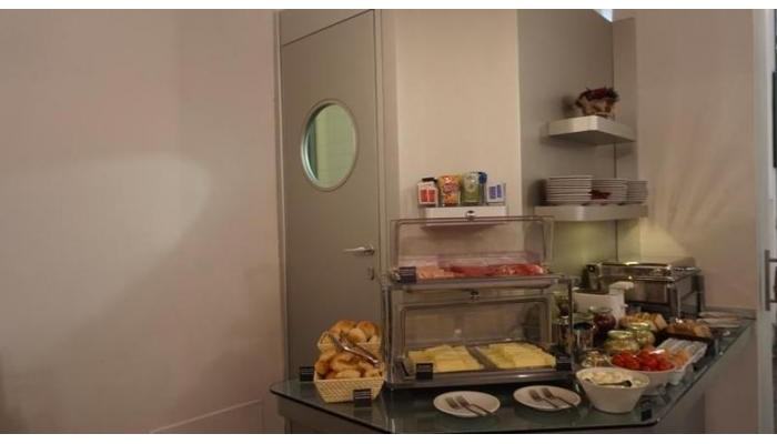 Trevi Palace Luxury Apartments poza 3