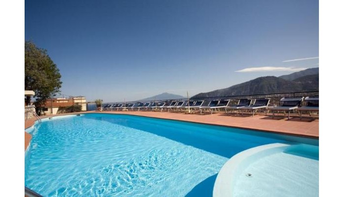 Hotel Cristina poza 5