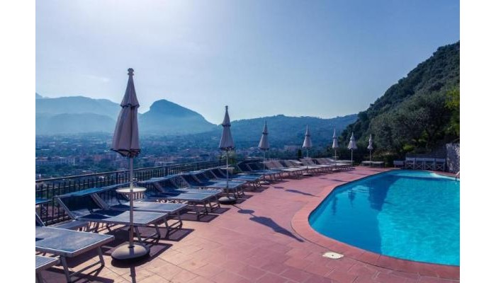 Hotel Cristina poza 2