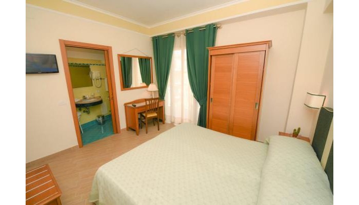 Hotel Tourist poza 3