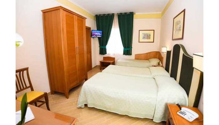 Hotel Tourist poza 6