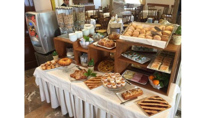 Hotel Tourist poza 17