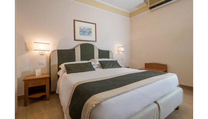 Hotel Tourist poza 8