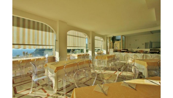 Poza pentru Hotel Baia Azzurra 478-1542636299 Hotel Baia Azzurra poza 9