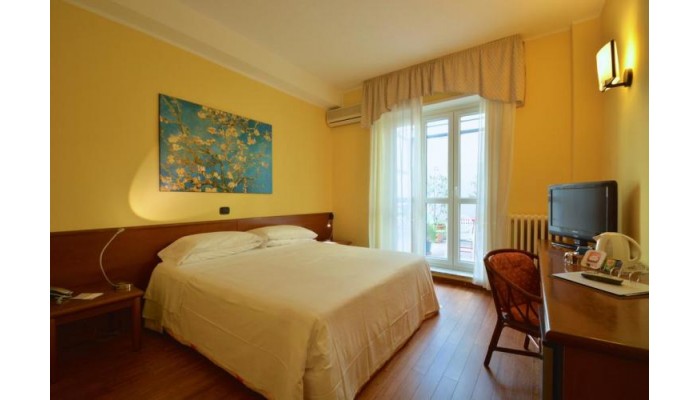 Best Western Hotel Crimea poza 8