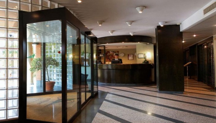 Hotel Pacific Airport poza 1