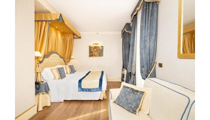 A La Commedia Hotel poza 9