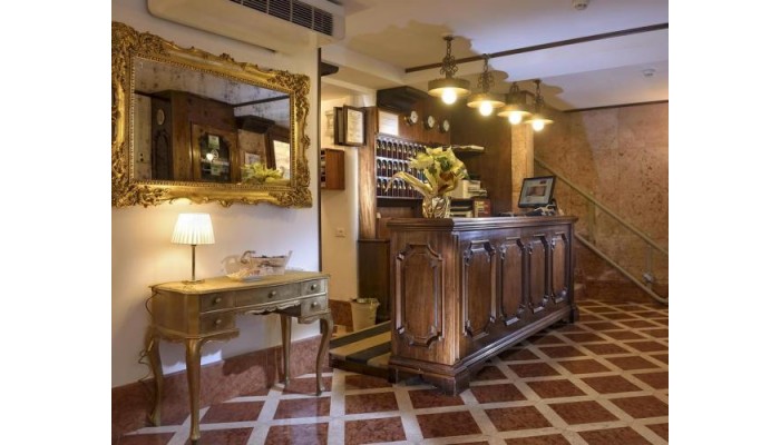 Al Nuovo Teson Hotel poza 3