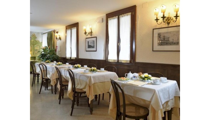 Al Nuovo Teson Hotel poza 35