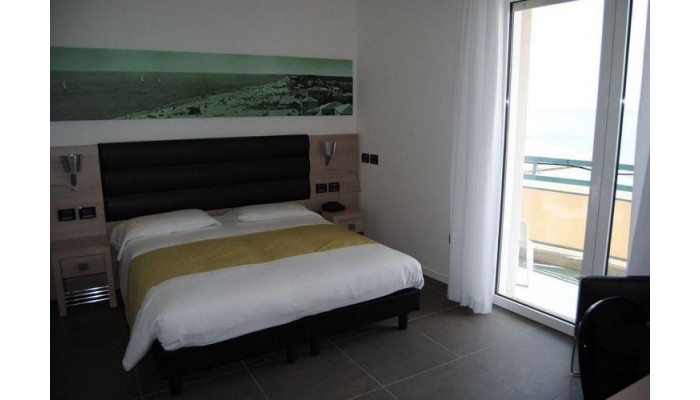 Hotel Adlon poza 3