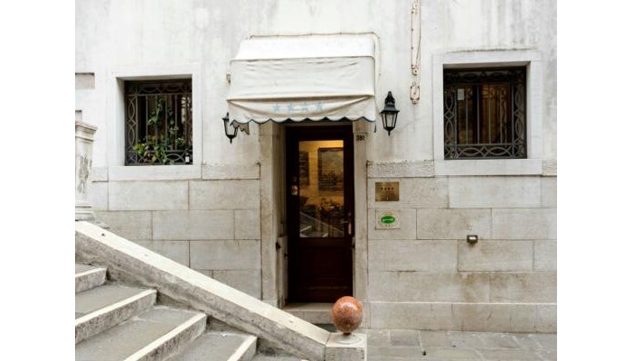 Poza pentru Hotel Al Ponte Dei Sospiri 9406-1726839861 Hotel Al Ponte Dei Sospiri poza 1