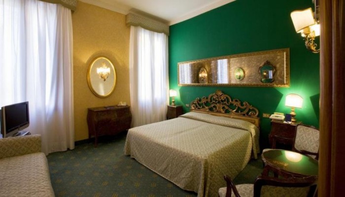 Hotel Amadeus poza 13
