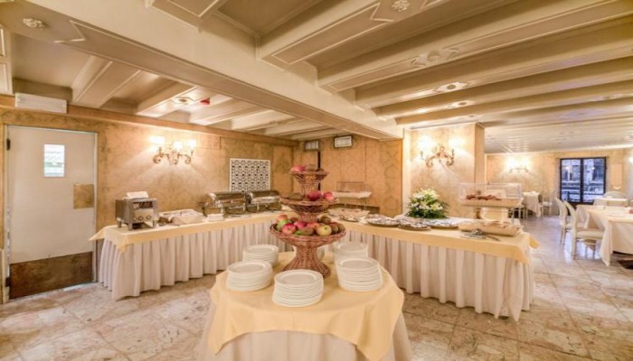 Hotel Continental poza 24