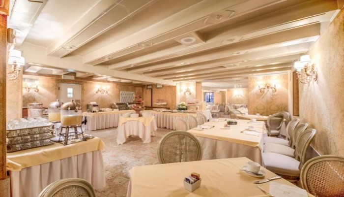 Hotel Continental poza 26