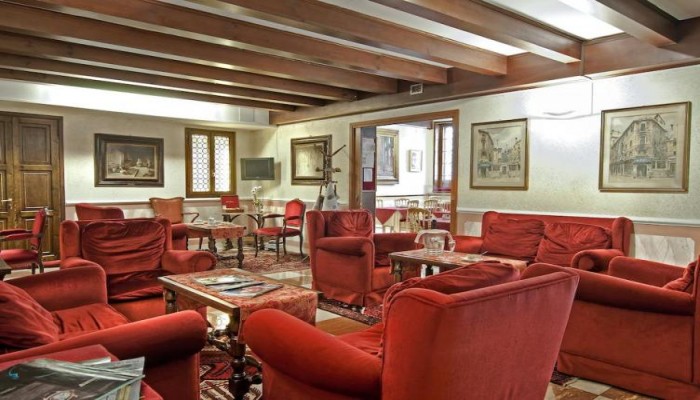 Hotel La Fenice Et Des Artistes poza 37