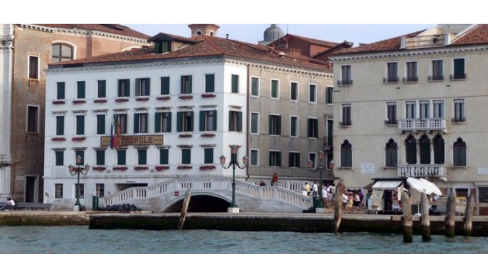 Hotel Metropole poza 45