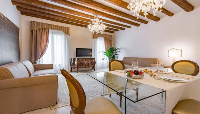 San Teodoro Palace - Luxury Apartments poza 36