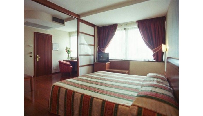 Montresor Palace Hotel poza 1